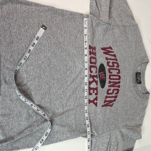 Wisconsin Badgers Hockey Long Sleeve Shirt, Small, Grey, Steve & Barry’s - Picture 5 of 8